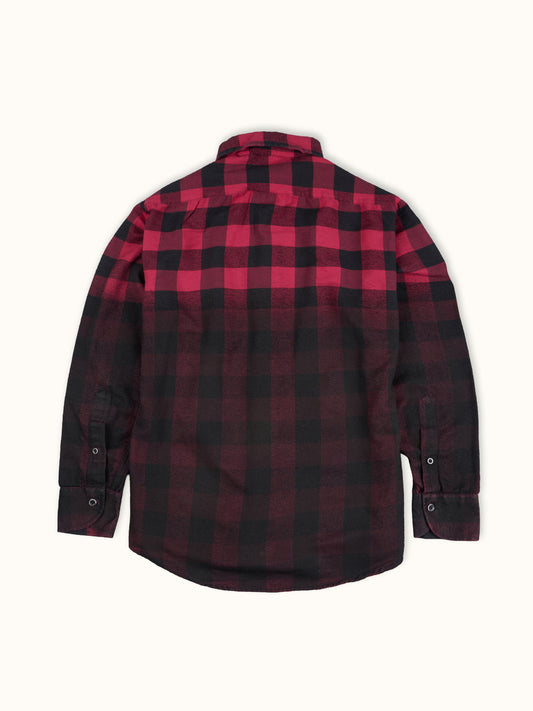 Camisa Colorado de Cuadros Aerografiada en Rojo, vista trasera — la espalda de corte slim y el pigmento. #color_rojo
