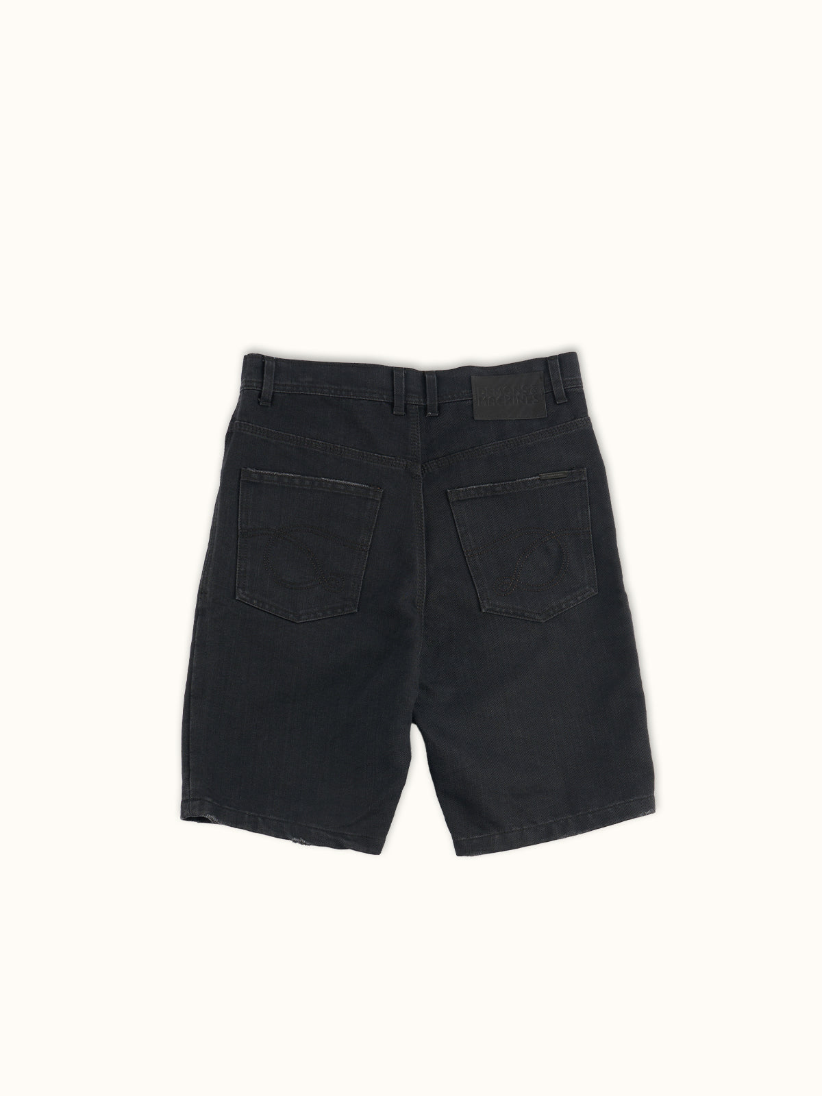 Short de Mezclilla Alex en Negro, vista trasera — el canesú y el pespunte de triple aguja. #color_negro