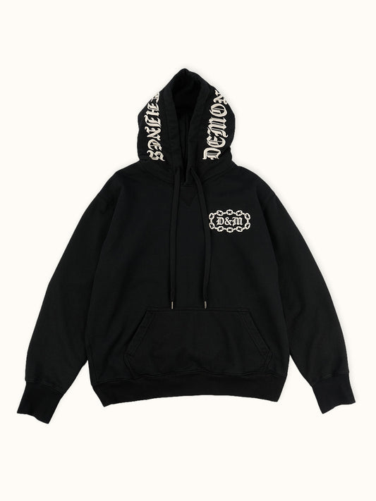 Sudadera con Capucha Chain en Negro, vista frontal — felpa francesa pesada 100% algodón. Demons & Machines. #color_negro