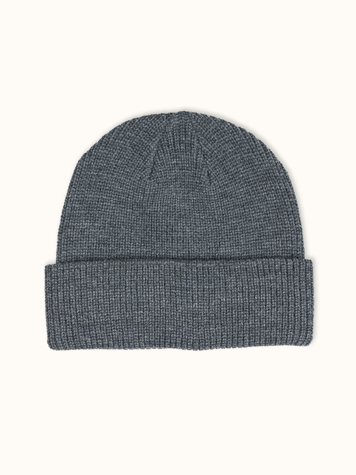 Gorro Tejido Demons en Gris, vista trasera — la copa redonda limpia. #color_gris