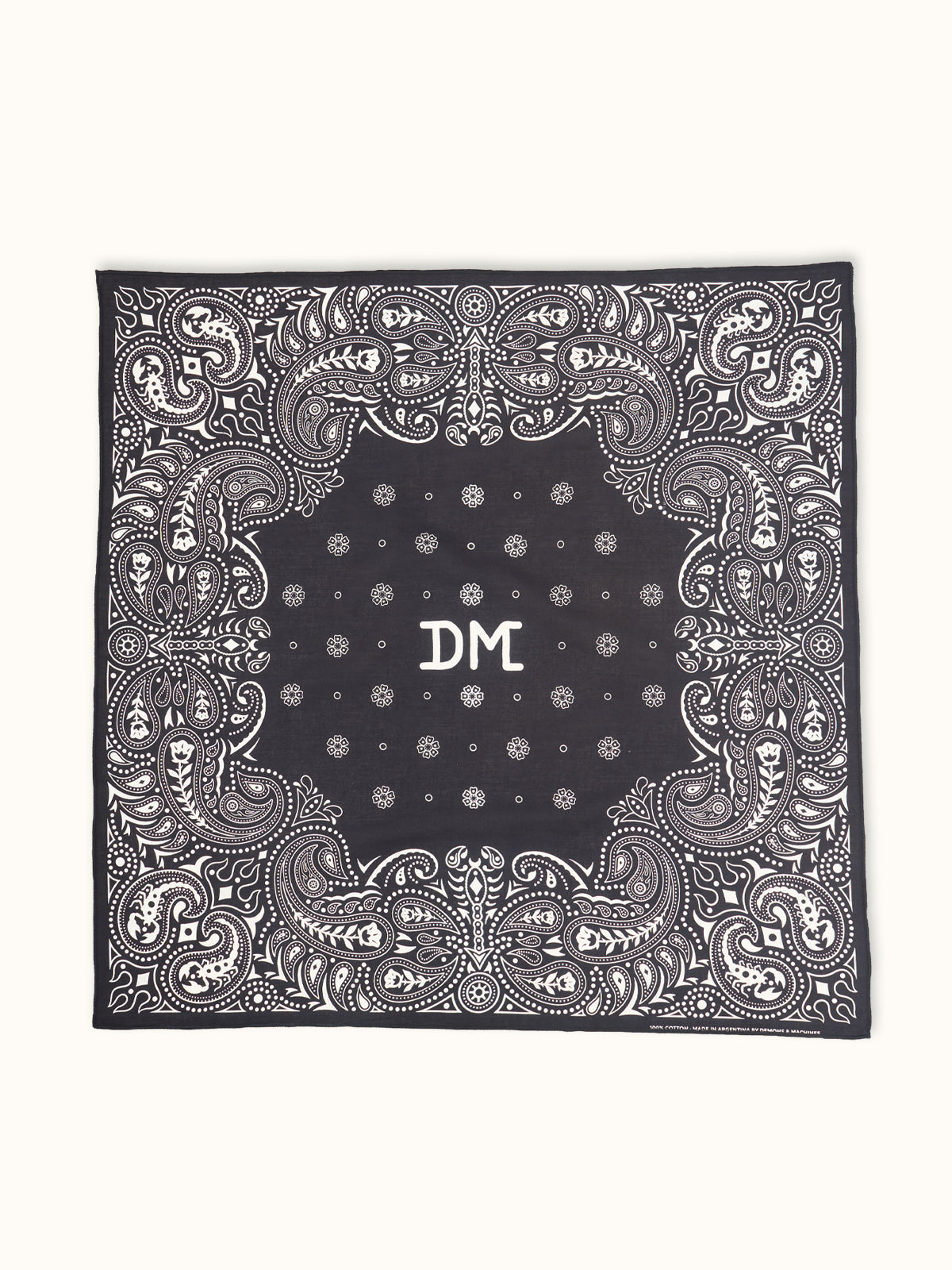 Paliacate Ranch en Negro, vista frontal — voile ligero de algodón. Demons & Machines. #color_negro